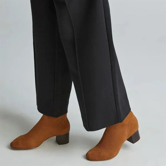 Everlane The Glove Boots in Toffee New Womens Knit Ankle Bootie - Picture 3 of 14
